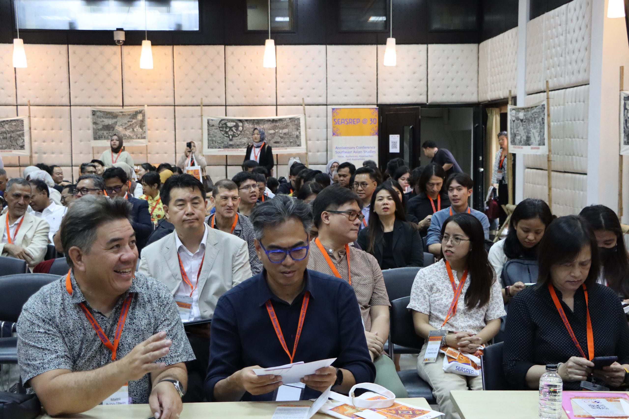 SEASREP Board of Trustees members, Dr. Maitrii Aung-Thwin (NUS), Dr. Muhammad Arafat bin Mohamad (UBD), and Dr. Vatthana Pholsena (NUS), at the opening ceremony of the conference.