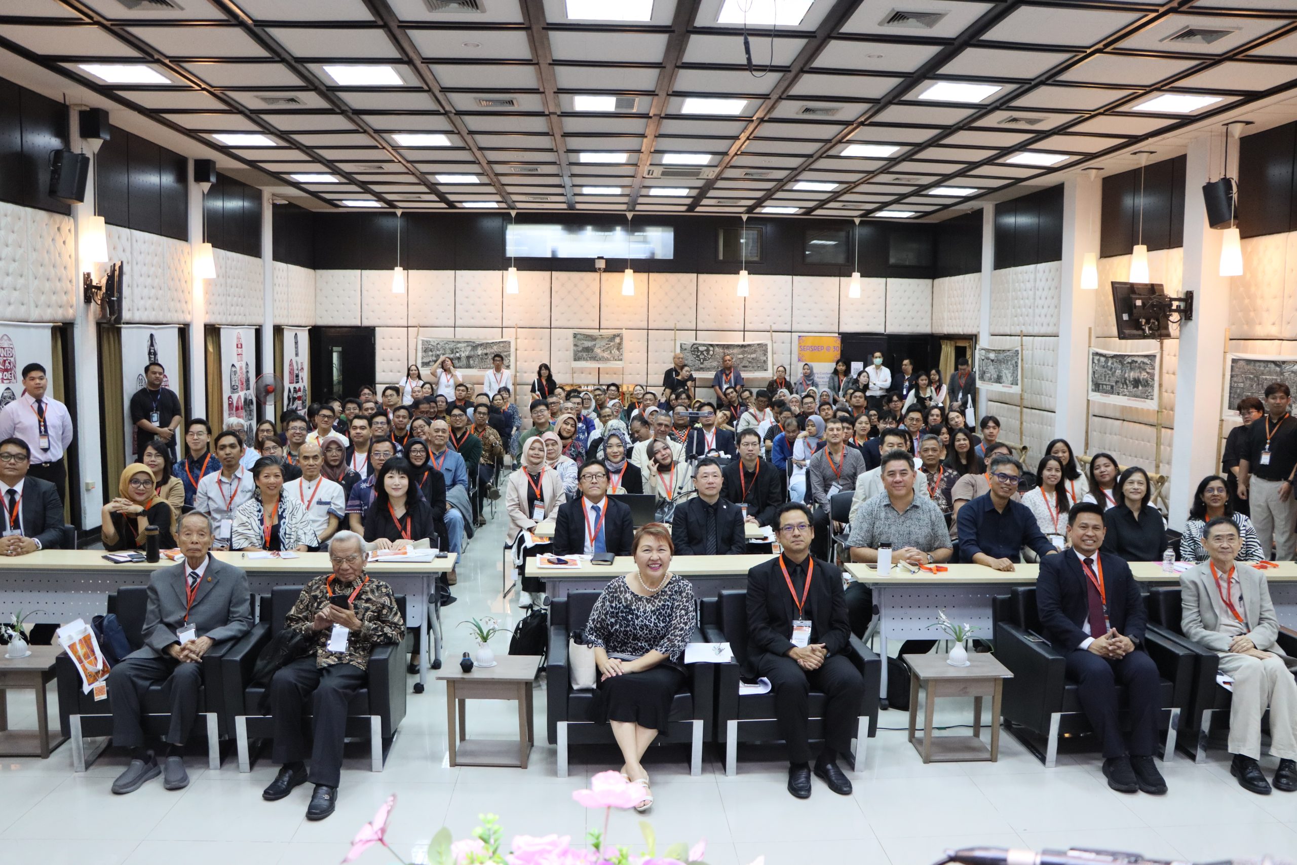 Audience of the SEASREP conference opening ceremony.